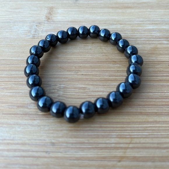 Hematite Beaded Bracelet - Picture 6 of 11